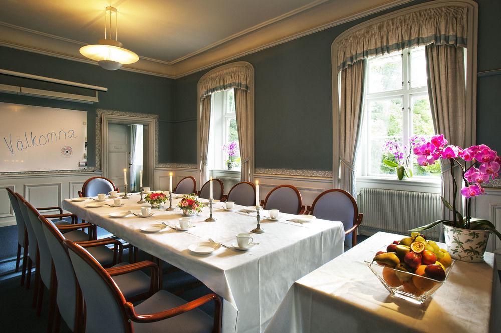 Hotel Akeshofs Slott Sztokholm Zewnętrze zdjęcie