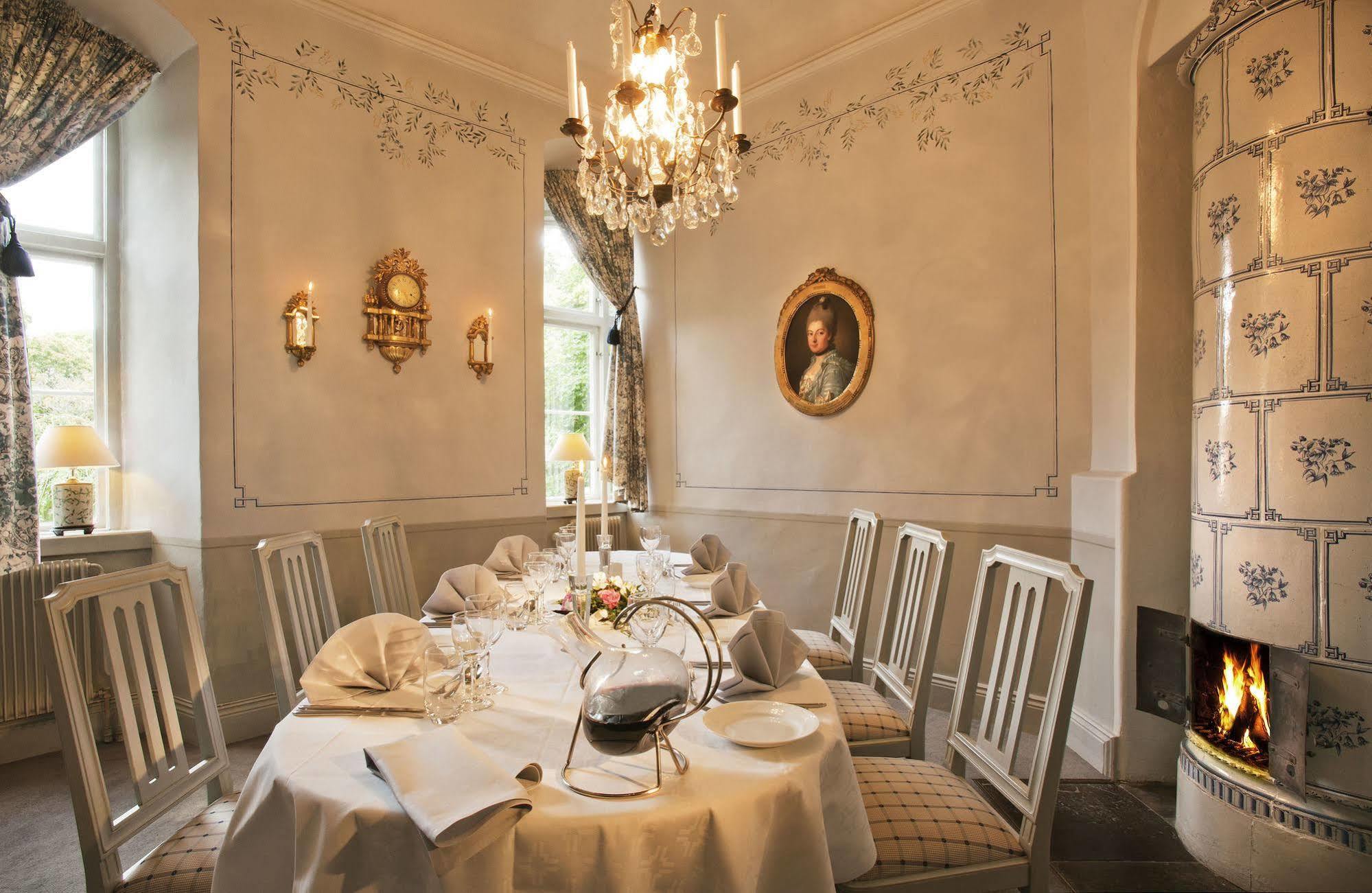Hotel Akeshofs Slott Sztokholm Zewnętrze zdjęcie