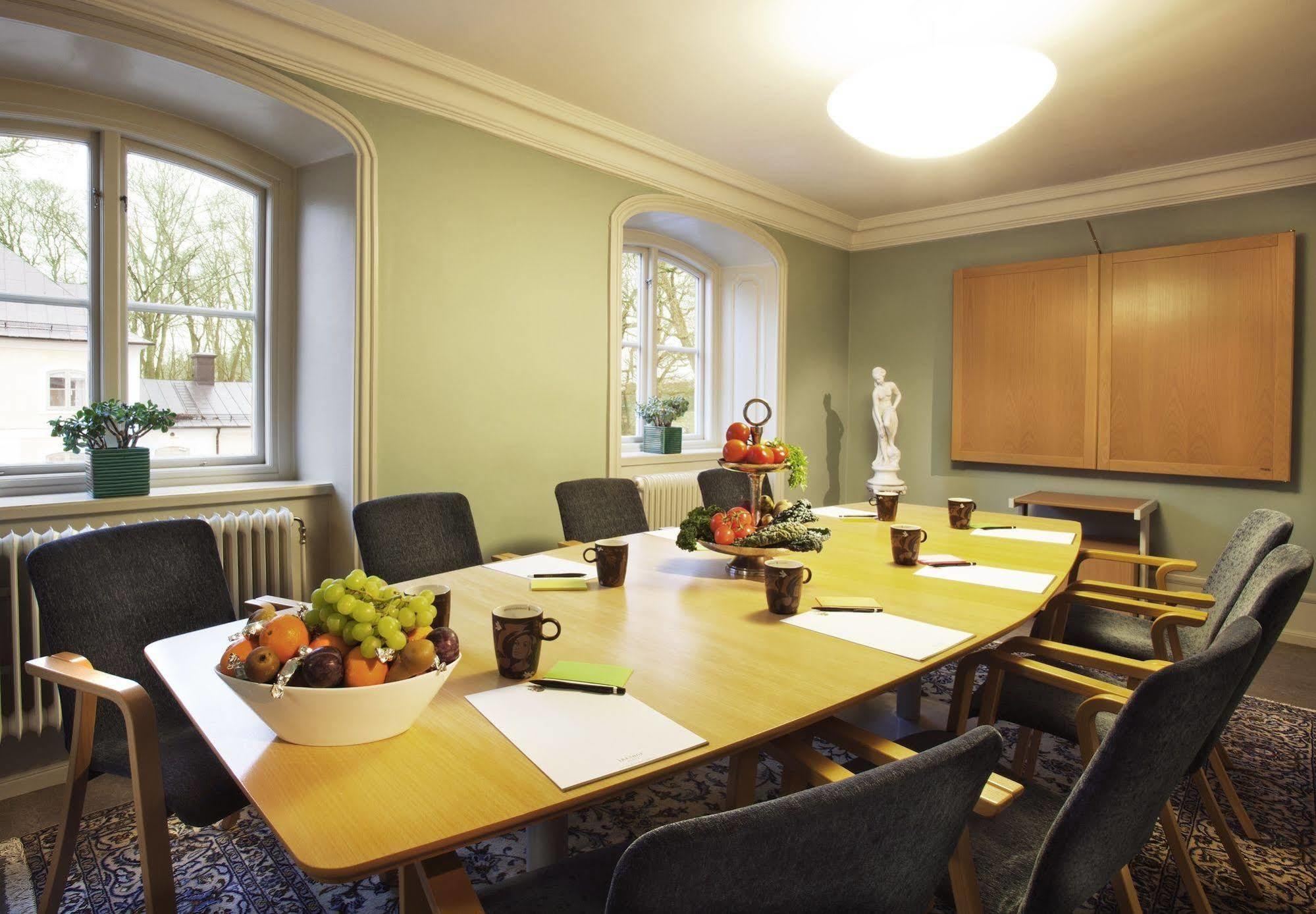 Hotel Akeshofs Slott Sztokholm Zewnętrze zdjęcie