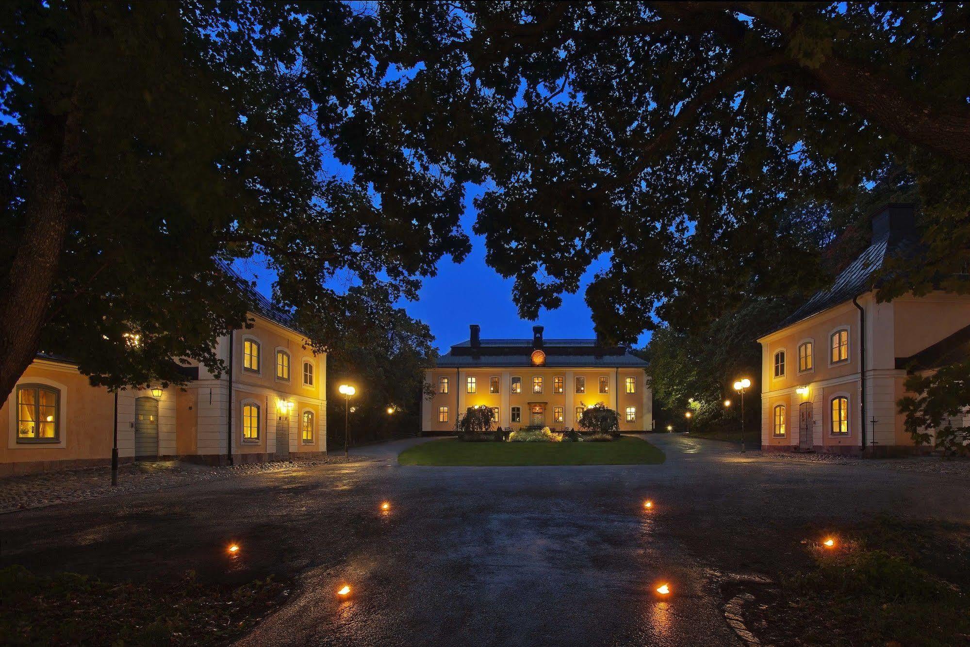 Hotel Akeshofs Slott Sztokholm Zewnętrze zdjęcie