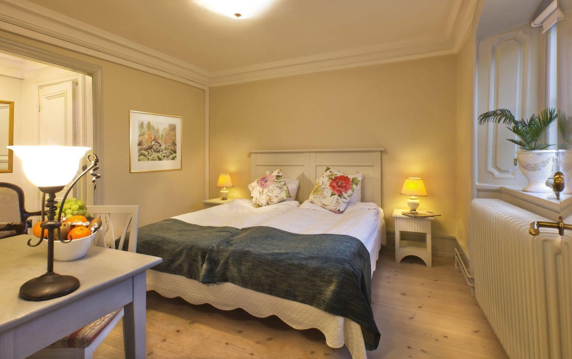 Hotel Akeshofs Slott Sztokholm Zewnętrze zdjęcie
