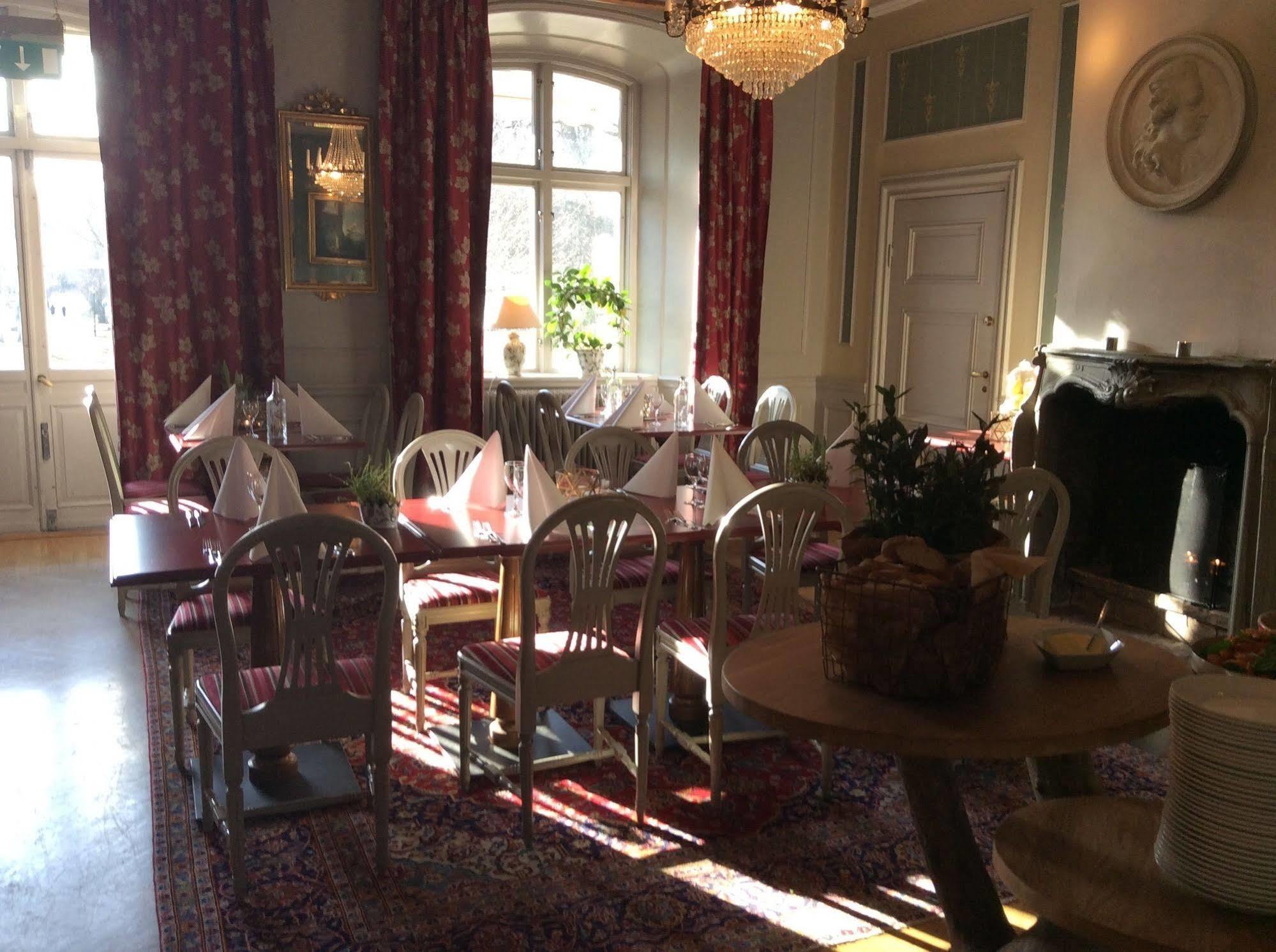 Hotel Akeshofs Slott Sztokholm Zewnętrze zdjęcie